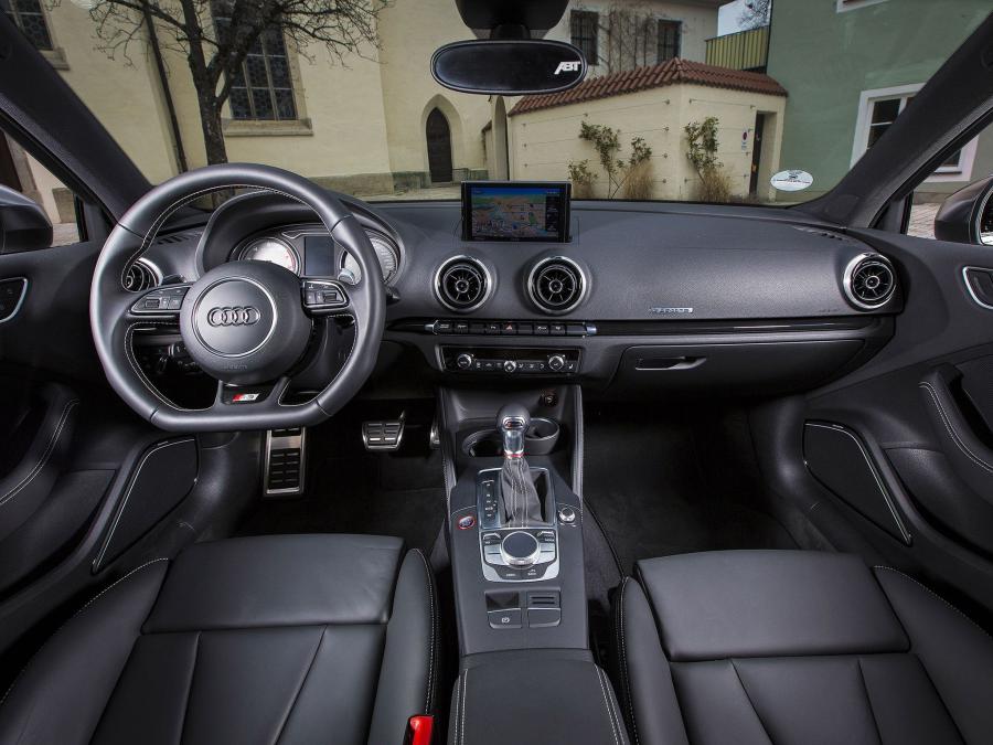 Торпедо Audi S3 Sedan by ABT (8V) 2015 года  (фото 2 из 13)